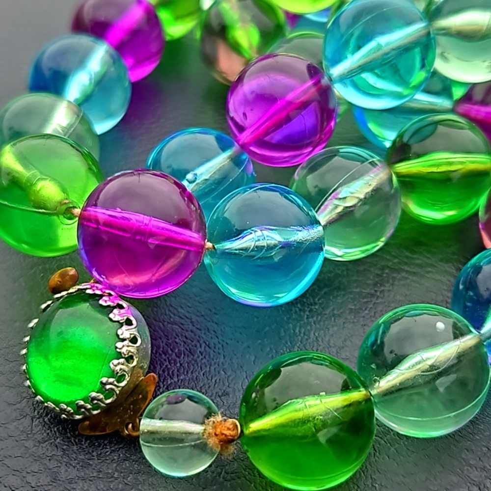 Long Beaded VTG Necklace